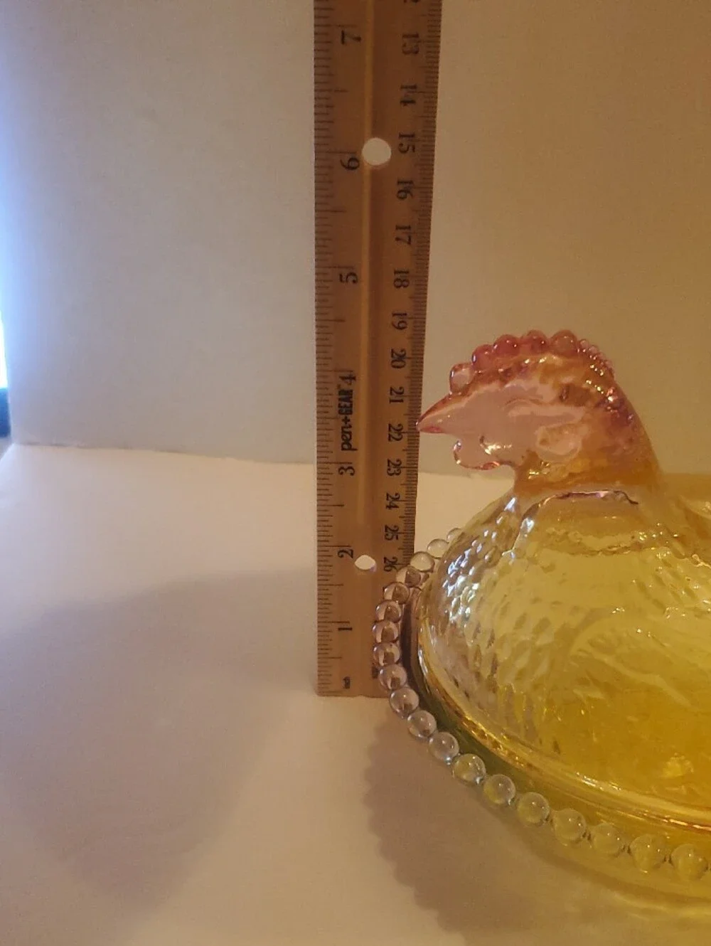 Iridescent Rainbow Glass Hen On Nest Dish (Lg)